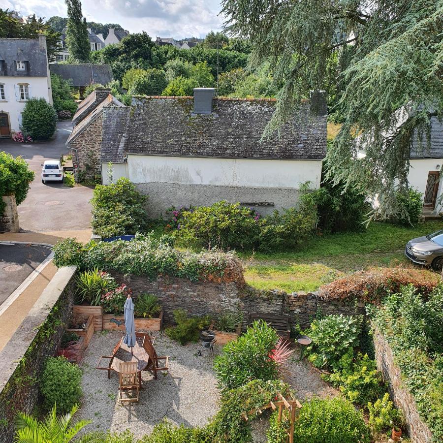 Numéro 1 Châteaulin Extérieur photo